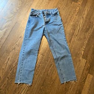 Brandy Melville straight leg jeans high waisted
